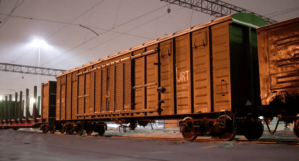 КРЫТЫЙ ВАГОН 11-280